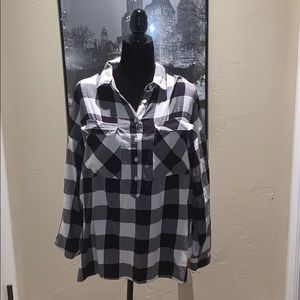 🔥sale🔥 navy boyfriend checkered blouse